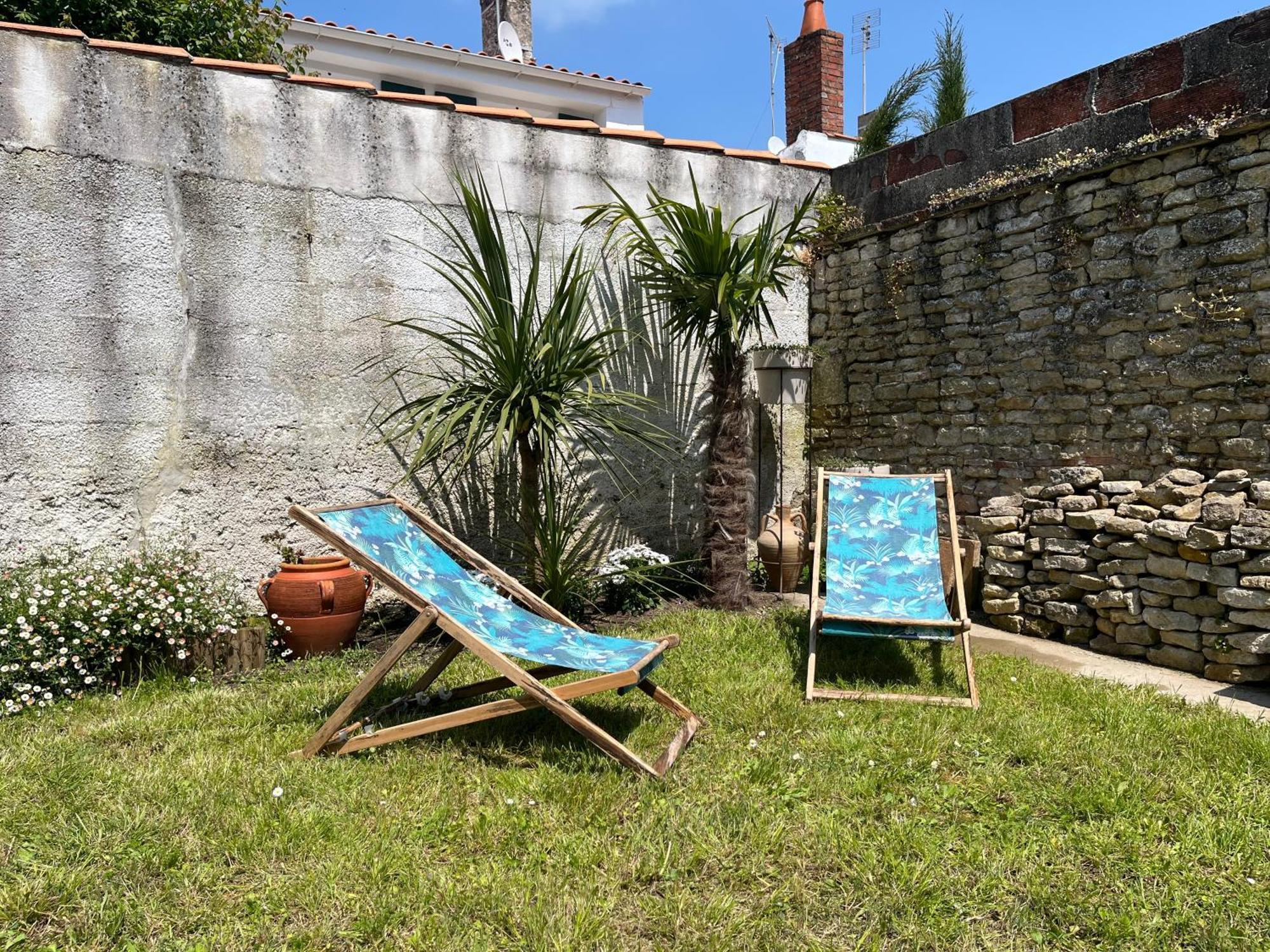 Elegante Maison Familiale Au Coeur Des Remparts De La Citadelle